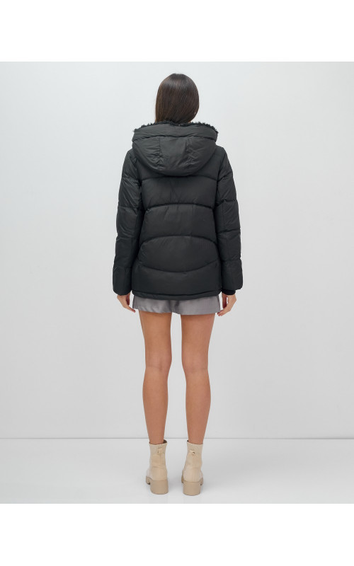 Пуховик «Модный» для женщин.