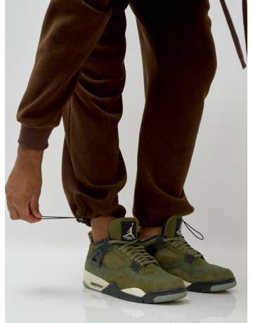 Мужской утеплённый спортивный костюм с начёсом для осени.