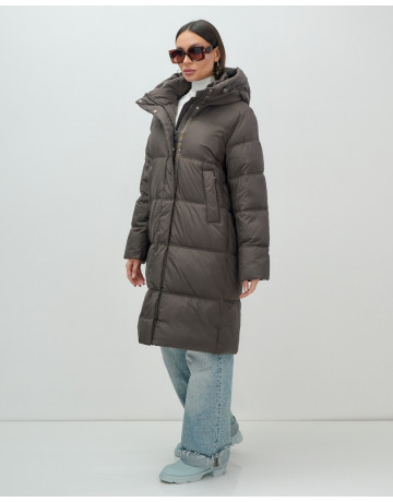 Длинный женский пуховик с капюшоном для зимы.