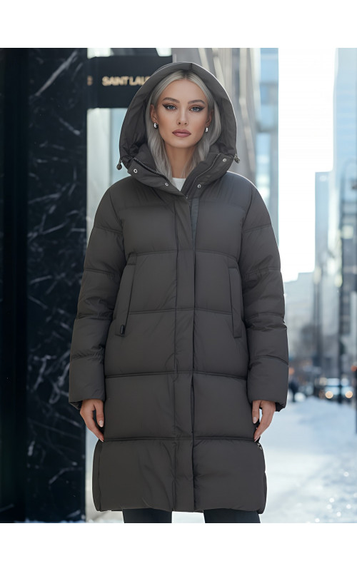 Длинный женский пуховик с капюшоном для зимы.