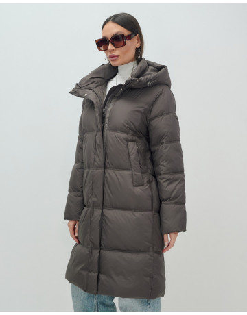 Длинный женский пуховик с капюшоном для зимы.