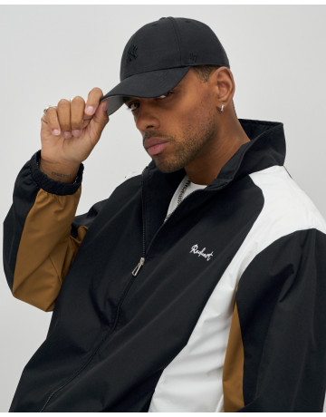 Мужской спортивный костюм «Энергия весны-лета» для активного отдыха.