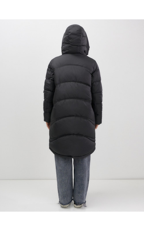 Длинный зимний пуховик с капюшоном для женщин