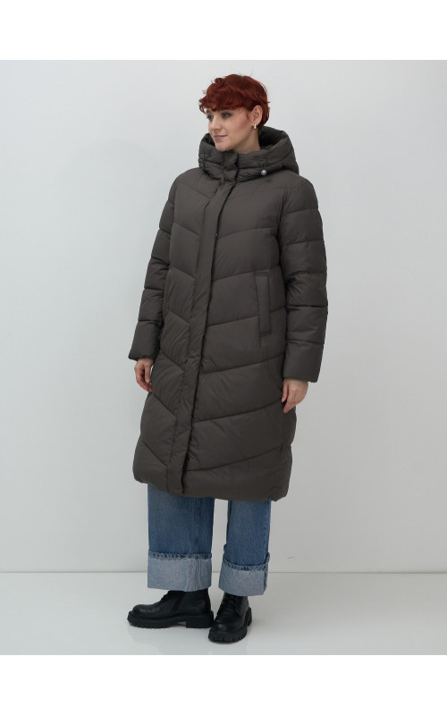 Женский длинный пуховик с капюшоном для зимы