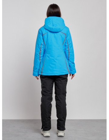 Женский горнолыжный костюм для зимних прогулок и спорта.