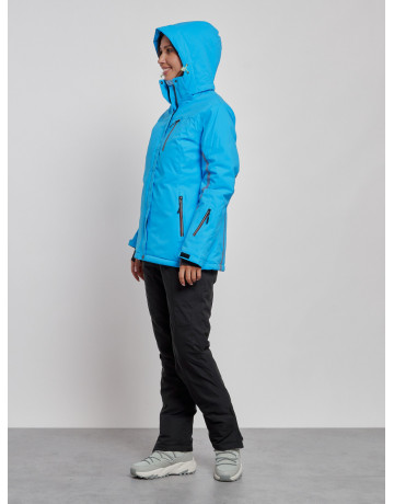 Женский горнолыжный костюм для зимних прогулок и спорта.