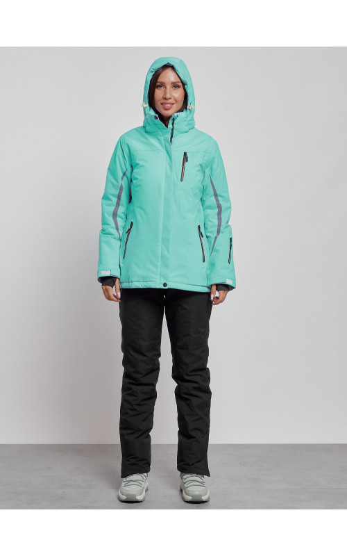 Женский горнолыжный костюм для зимних прогулок и спорта.