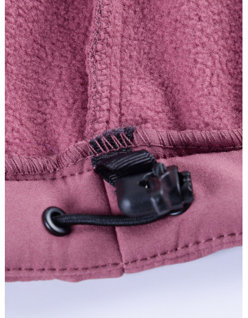 Женская спортивная ветровка с капюшоном softshell малинового цвета