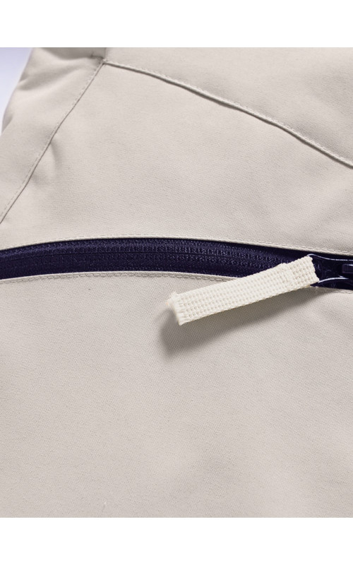 Зимняя парка для девочки-подростка с меховой подкладкой.