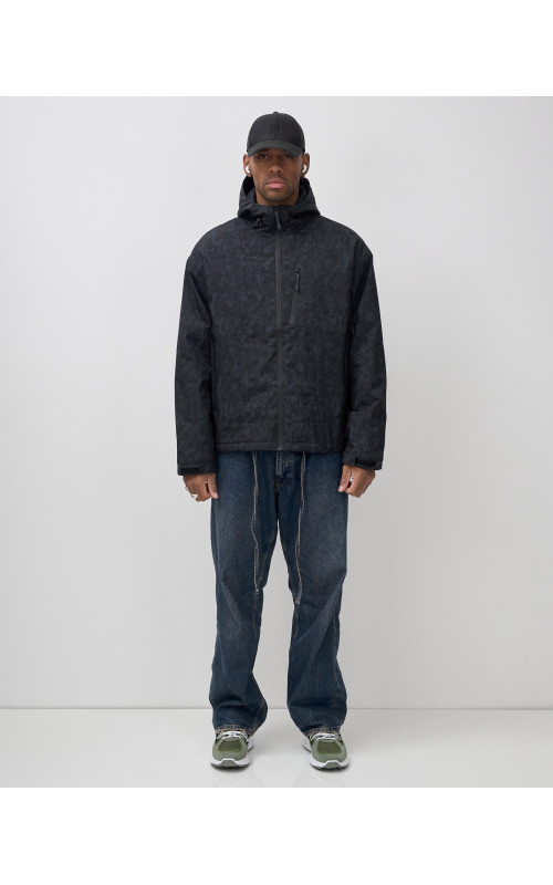 Спортивная мужская куртка «Хит сезона»: стиль и защита для активных мужчин