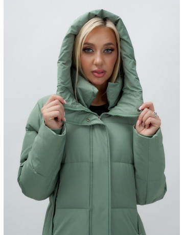 Тёплый женский пуховик с капюшоном до колена.