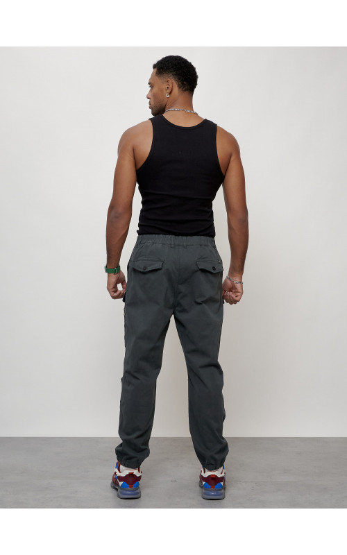 Мужские брюки карго зауженного кроя.