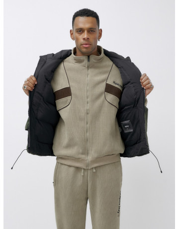 Мужская утеплённая жилетка, стиль и комфорт.