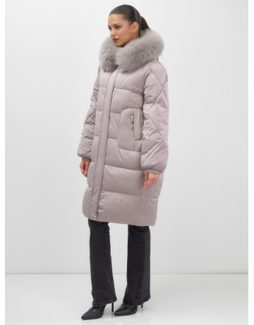 Длинный зимний пуховик с мехом песца.
