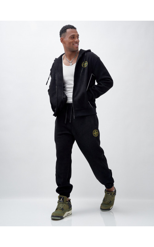 Утеплённый демисезонный костюм для мужчин свободного кроя.