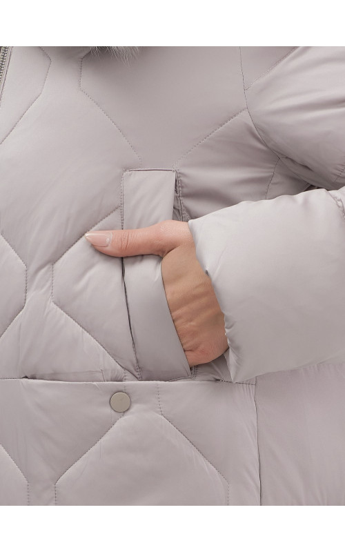 Длинный зимний пуховик с мехом песца.