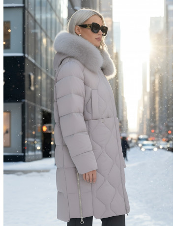 Длинный зимний пуховик с мехом песца.