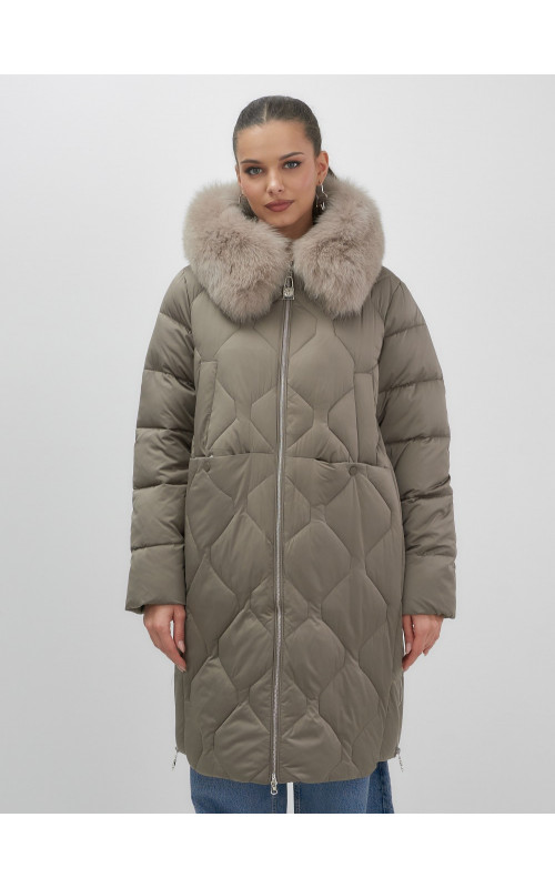 Длинный зимний пуховик с мехом песца.