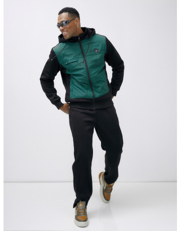 Утеплённый спортивный комплект для мужчин.