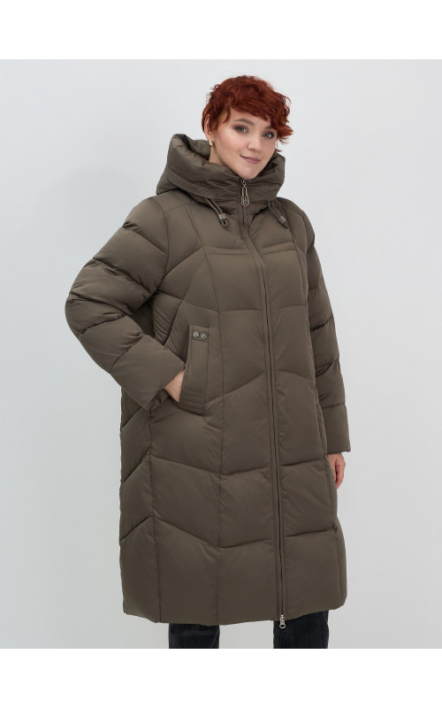 Длинный пуховик для женщин с капюшоном.