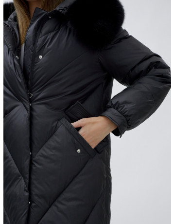 Тёплый женский пуховик с мехом песца