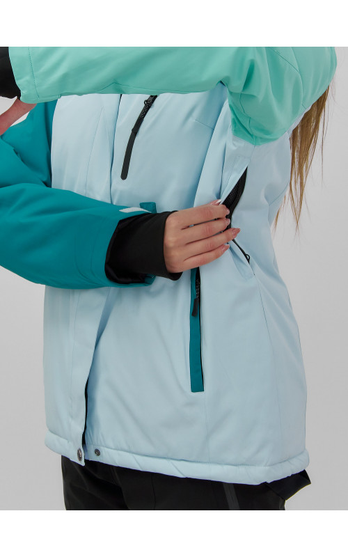 Женский горнолыжный костюм для зимних приключений