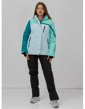 Женский горнолыжный костюм для зимних приключений