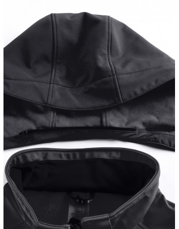 Женская парка для активных прогулок.