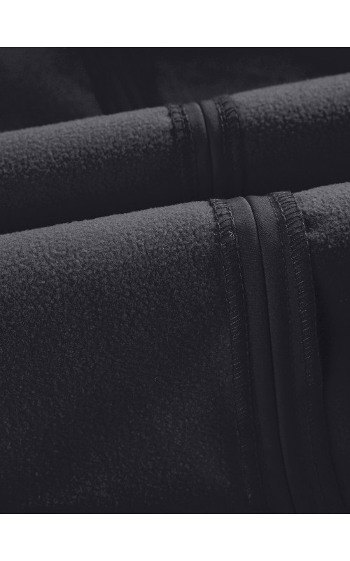 Женская парка для активных прогулок.