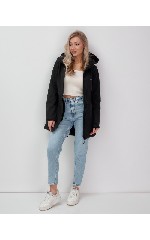 Женская парка для активных прогулок.