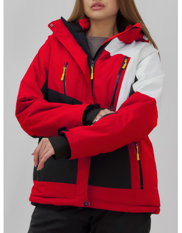 Женский горнолыжный костюм для активного отдыха.