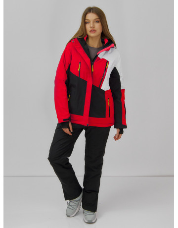 Женский горнолыжный костюм для активного отдыха.