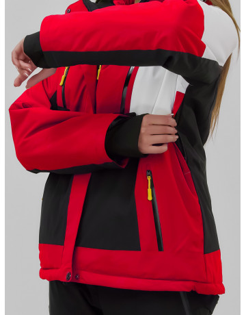 Женский горнолыжный костюм для активного отдыха.