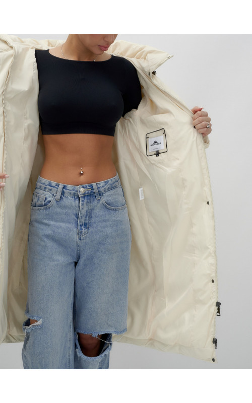 Длинный женский пуховик с капюшоном