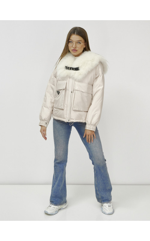 Зимний женский бомбер с меховой опушкой.