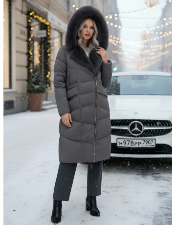 Пуховик премиум-класса с английским воротником из натурального меха кролика, зима 2025