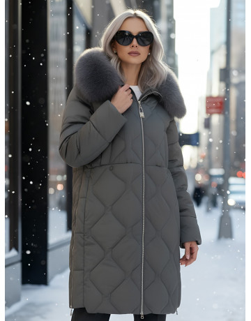 Длинный зимний пуховик с мехом песца.