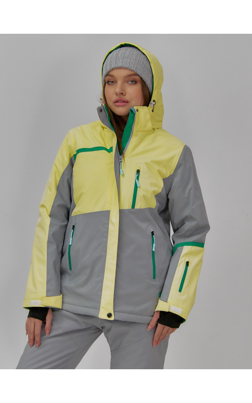 Женский горнолыжный костюм: стиль и комфорт для зимних приключений.