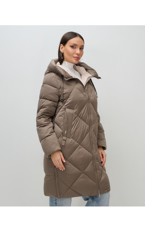 Длинный женский пуховик с капюшоном для зимы
