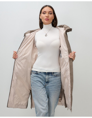 Длинный женский пуховик с капюшоном для зимы