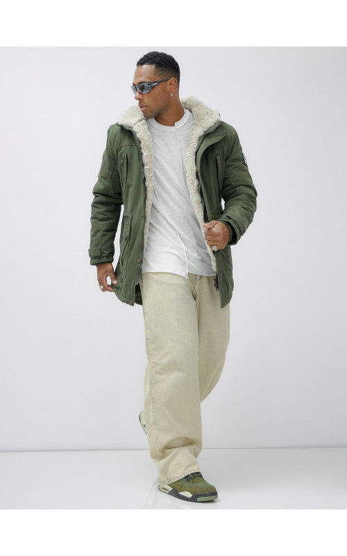 Мужская зимняя парка с капюшоном для активного отдыха.