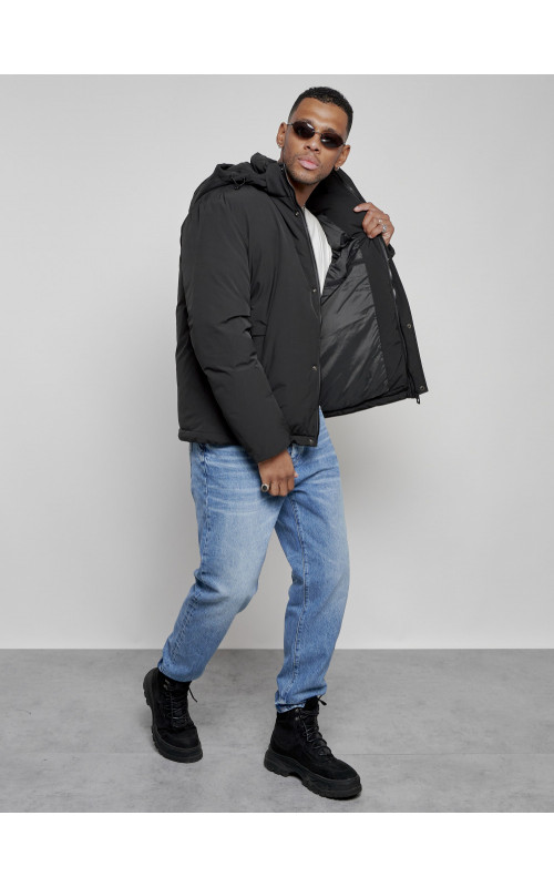 Спортивная зимняя куртка большого размера для активных мужчин.