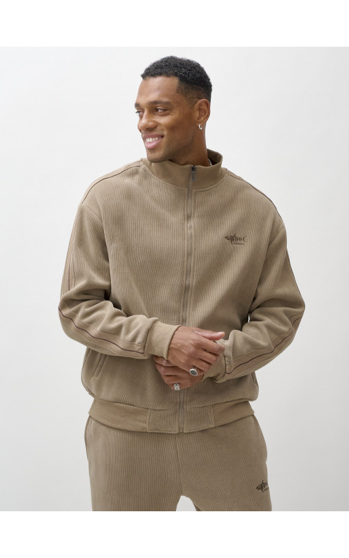 Мужской спортивный утеплённый костюм с начёсом для активного отдыха.