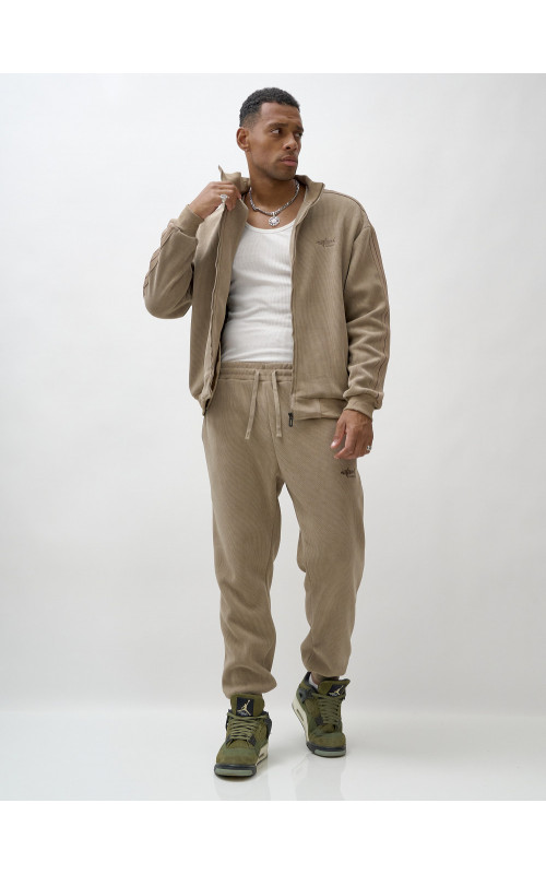 Мужской спортивный утеплённый костюм с начёсом для активного отдыха.