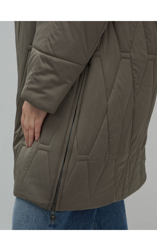 Длинный зимний пуховик для женщин с капюшоном.