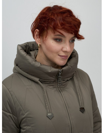 Длинный зимний пуховик для женщин с капюшоном.