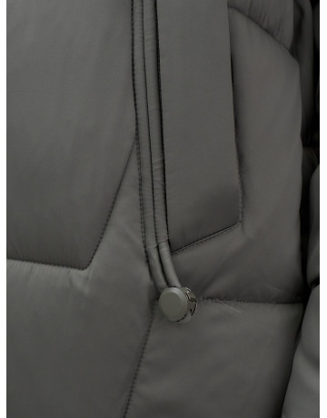 Длинный зимний пуховик премиум-класса.