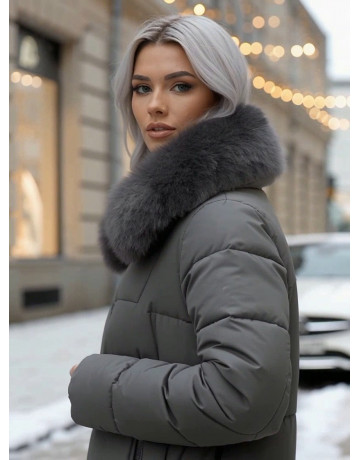 Длинный зимний пуховик премиум-класса.