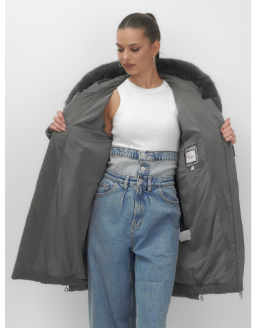 Длинный зимний пуховик премиум-класса.