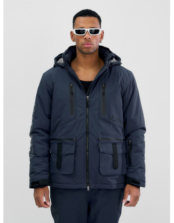 Мужской горнолыжный костюм для активного отдыха.